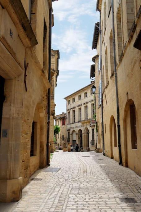 Uzes Centre Quartiers Des Arts Charme De L'Ancien Apartamento Exterior foto